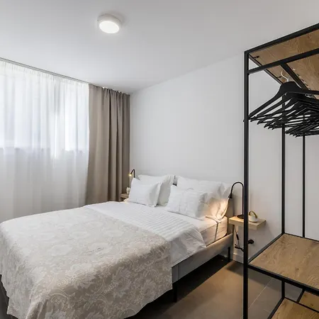 Adriatic Queen & Apartamento