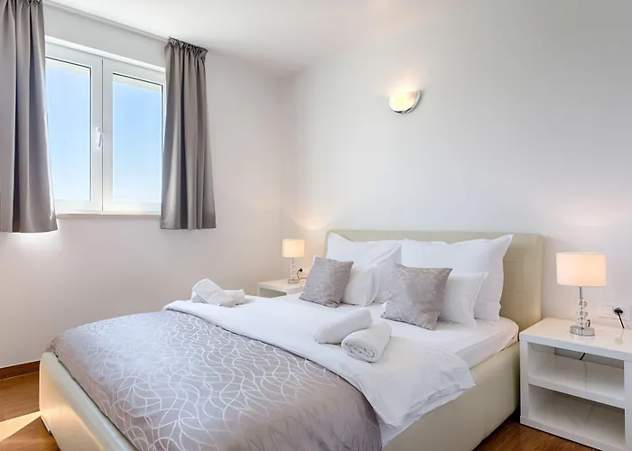 Adriatic Queen & * Split