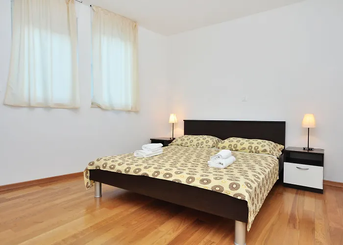 Adriatic Queen & Lejlighed Split