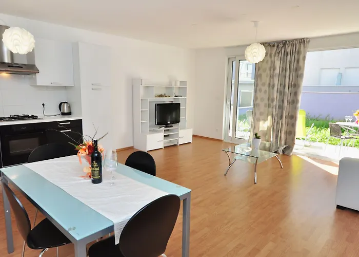 Adriatic Queen & Lejlighed