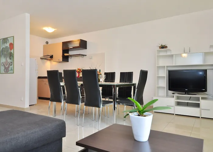 Adriatic Queen & Lejlighed